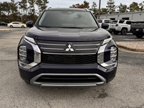New 2026 Mitsubishi Outlander SEL FWD image 2