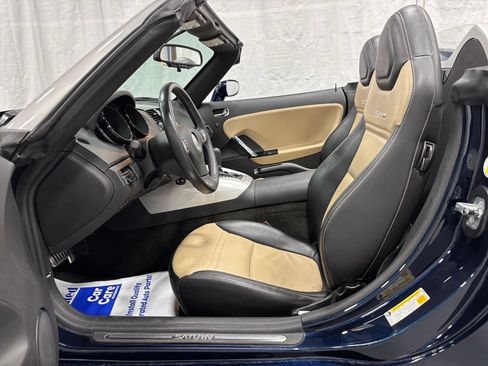 Used 2007 Saturn Sky Red Line RWD image 18
