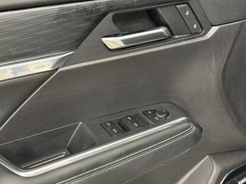 Used 2025 GMC Acadia Elevation w/ Elevation Premium Package FWD image 23