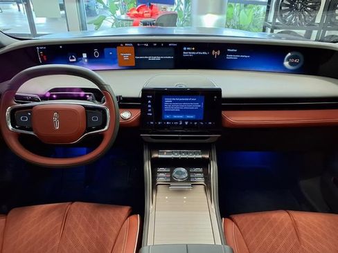 Certified 2024 Lincoln Nautilus Black Label w/ Jet Appearance Package (87T) AWD/4WD image 6