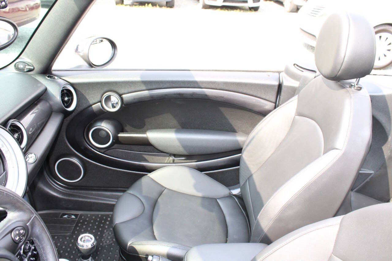 Used 2013 MINI Cooper S FWD image 22