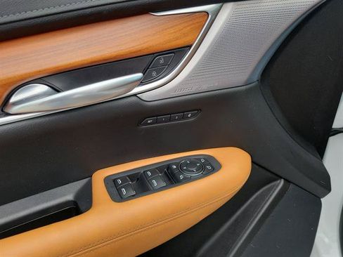 Certified 2023 Cadillac XT5 Premium Luxury FWD image 13
