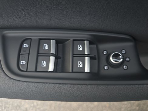 Used 2025 Audi Q7 2.0T Premium w/ Convenience Plus Package image 31