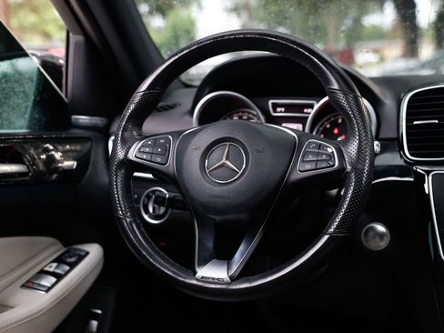 Used 2017 Mercedes-Benz GLE 350 image 34