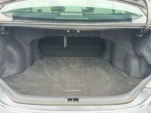 Used 2014 Toyota Camry XLE w/ Leather Package FWD image 15