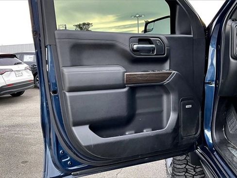 Used 2020 Chevrolet Silverado 1500 RST image 17