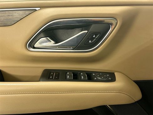 Used 2023 Chevrolet Tahoe Premier image 11