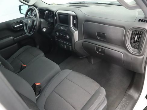 Used 2021 Chevrolet Silverado 1500 Custom image 16