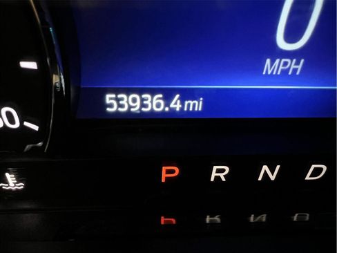 Used 2022 Ford Escape SE w/ Cold Weather Package FWD image 29