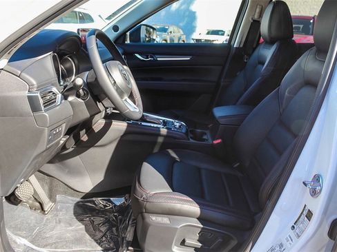 New 2025 MAZDA CX-5 Carbon Edition image 19