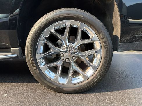Used 2015 GMC Yukon Denali w/ Open Road Package AWD/4WD image 8