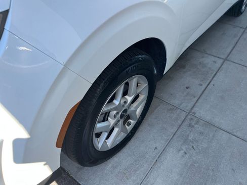 Used 2025 Kia Soul LX w/ LX Technology Package image 30