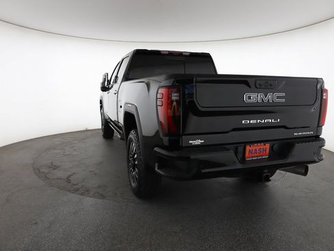 Used 2024 GMC Sierra 2500 Denali Ultimate w/ Max Trailering Package AWD/4WD image 10