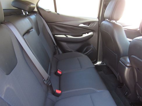 Used 2022 Buick Encore GX Select w/ Sport Touring Package FWD image 11
