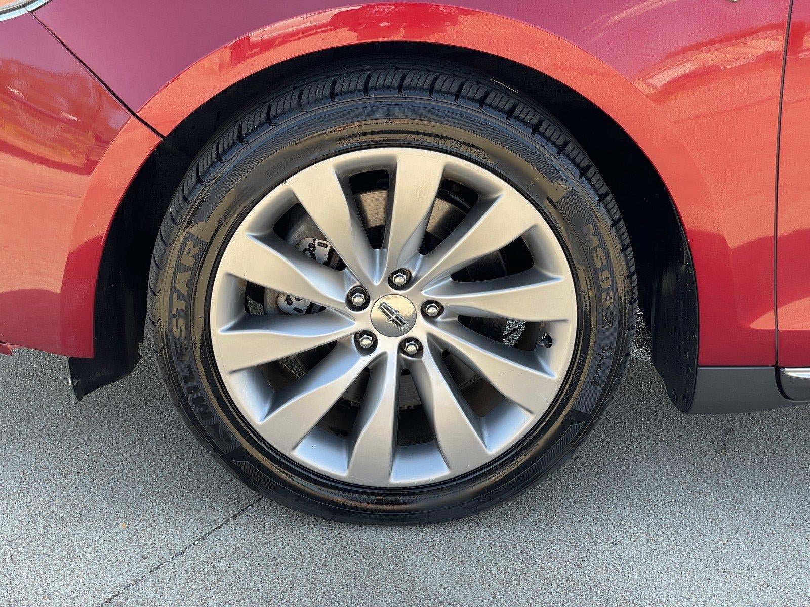 Used 2014 Lincoln MKS FWD image 54