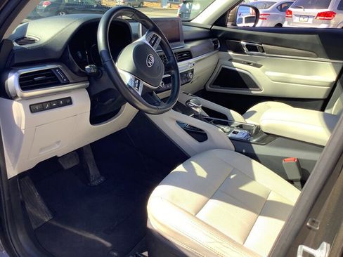 Used 2020 Kia Telluride EX w/ EX Premium Package FWD image 11