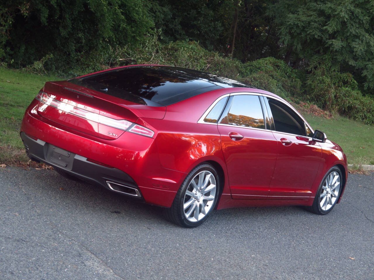 Used 2015 Lincoln MKZ Hybrid w/ Equipment Group 202A Reserve FWD image 20