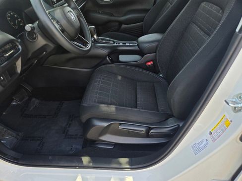 Certified 2024 Honda HR-V LX image 22