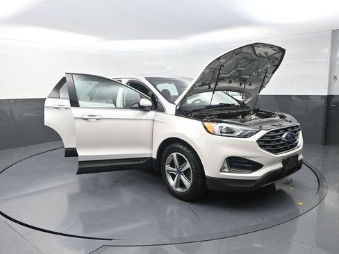 Used 2019 Ford Edge SEL w/ Equipment Group 201A AWD/4WD image 39