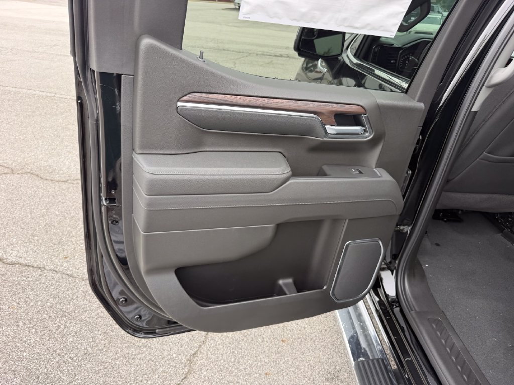 New 2026 GMC Sierra 1500 SLT w/ SLT Premium Package AWD/4WD image 24