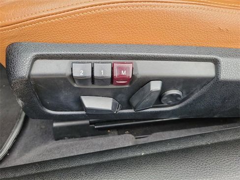 Used 2014 BMW 428i Convertible image 12