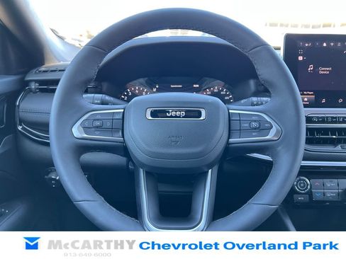 Used 2025 Jeep Compass Latitude w/ Altitude Special Edition image 11