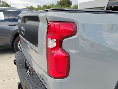 Used 2024 Chevrolet Silverado 1500 ZR2 w/ ZR2 Bison Edition AWD/4WD image 11