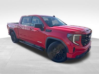 Used 2022 GMC Sierra 1500 Elevation w/ LPO, Elevation Black Package