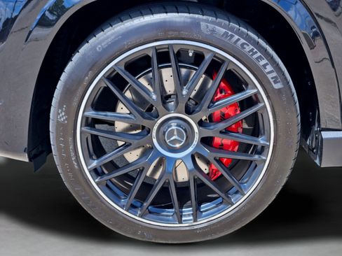 Used 2024 Mercedes-Benz GLS 63 AMG 4MATIC image 29