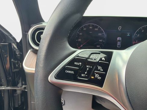 Used 2025 Mercedes-Benz C 300 Sedan image 26