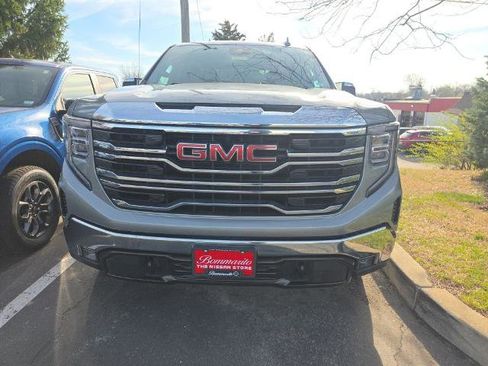 Used 2025 GMC Sierra 1500 SLT image 2