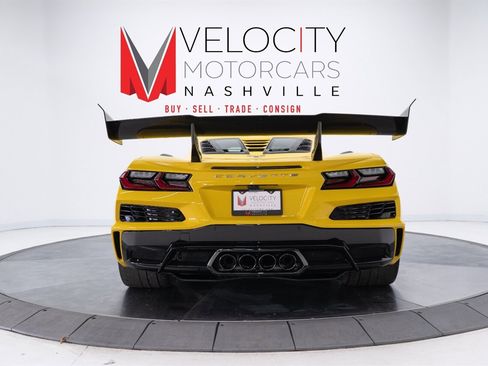 Used 2026 Chevrolet Corvette ZR1 w/ ZR1 Carbon Fiber Aero Package image 13