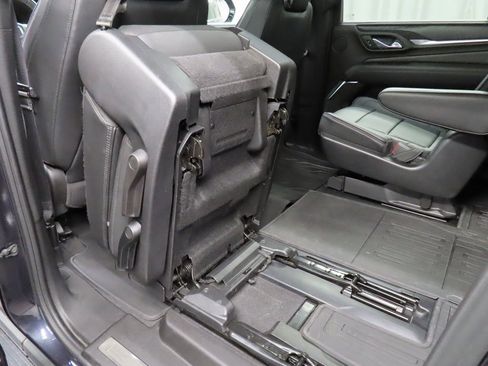 Used 2024 GMC Yukon XL Denali w/ Advanced Technology Package image 71