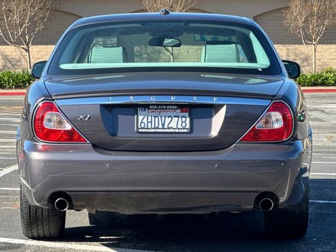 Used 2008 Jaguar XJ8 image 5