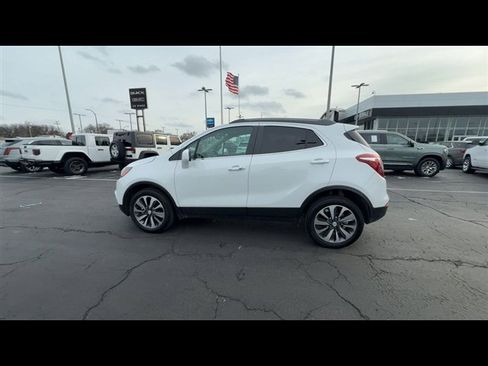 Certified 2022 Buick Encore Preferred w/ Safety Package image 5