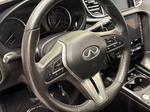 Used 2022 INFINITI QX50 Luxe w/ Appearance Package image 16