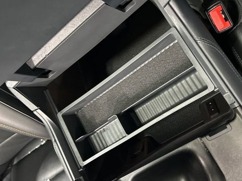 Used 2025 Ford Expedition Tremor image 25