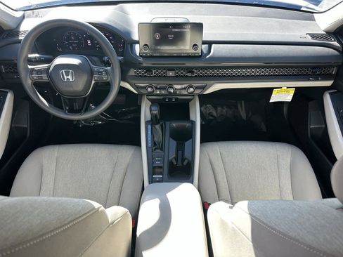 Used 2023 Honda Accord LX image 10