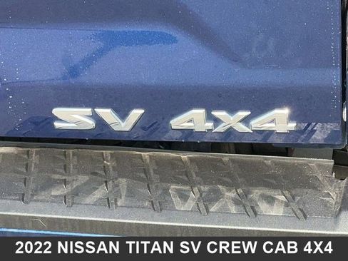 Used 2022 Nissan Titan SV image 10