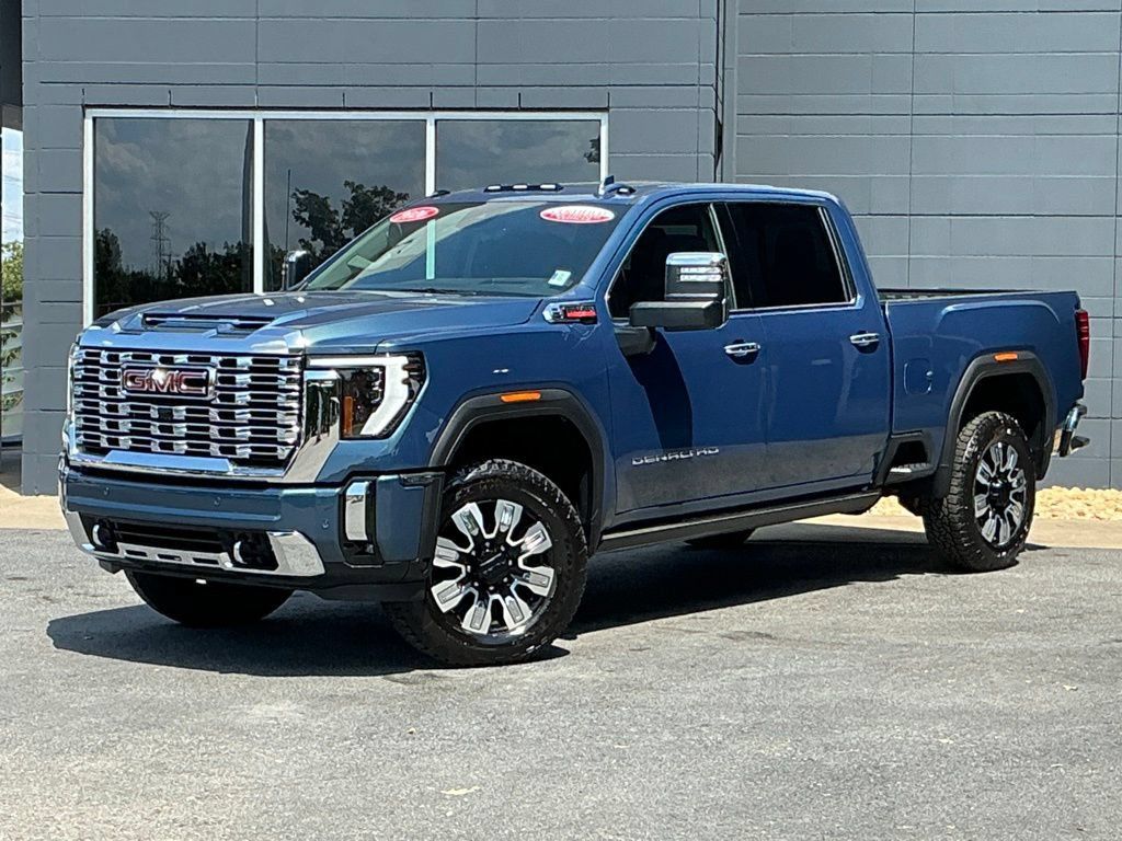 Used 2026 GMC Sierra 2500 Denali w/ Denali Reserve Package AWD/4WD image 2