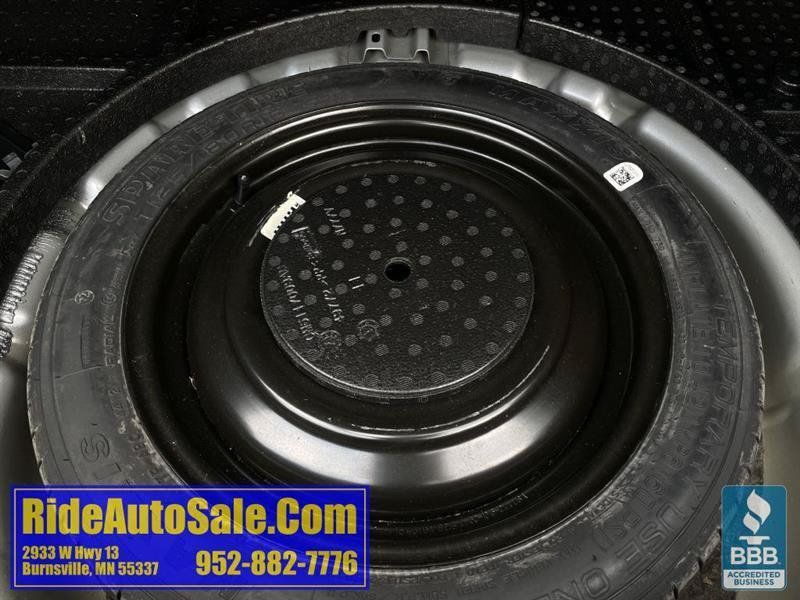 Used 2013 Ford Focus SE w/ SE Winter Pkg FWD image 30