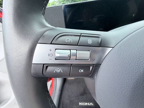 Used 2024 Hyundai Kona SEL FWD image 13