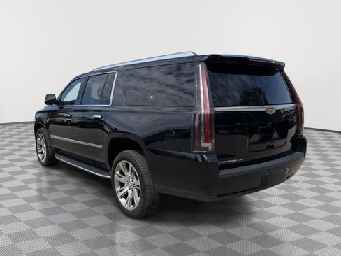 Used 2020 Cadillac Escalade ESV Luxury AWD/4WD image 7