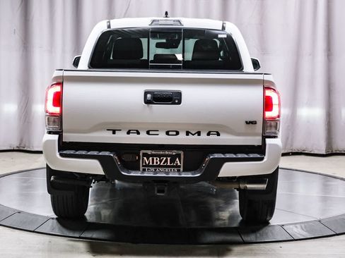 Used 2023 Toyota Tacoma TRD Sport RWD image 3
