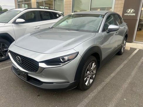Used 2020 MAZDA CX-30 FWD w/ Select Package image 3