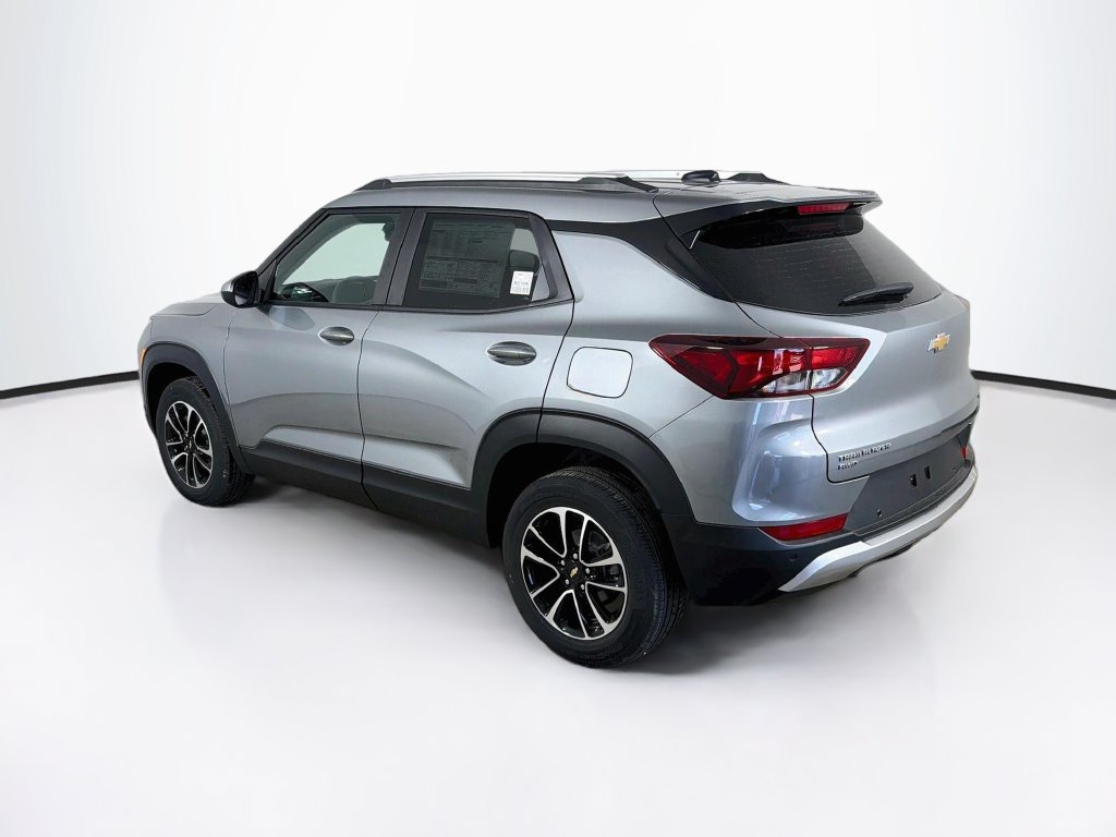 New 2026 Chevrolet TrailBlazer LT w/ LT Cold Weather Package AWD/4WD image 7