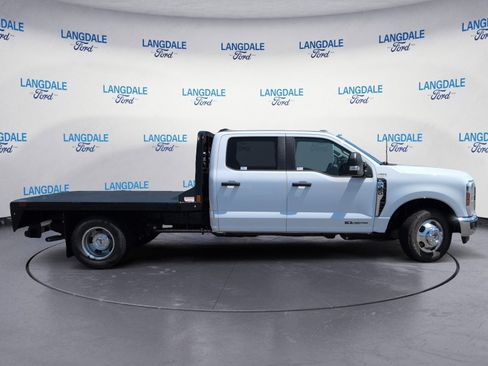 New 2025 Ford F350 XL w/ XL Chrome Package image 3