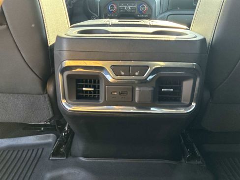 Certified 2020 Chevrolet Silverado 1500 LTZ w/ LTZ Premium Package image 22