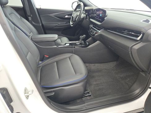 Used 2025 Buick Envista Sport Touring w/ Convenience I Package image 7