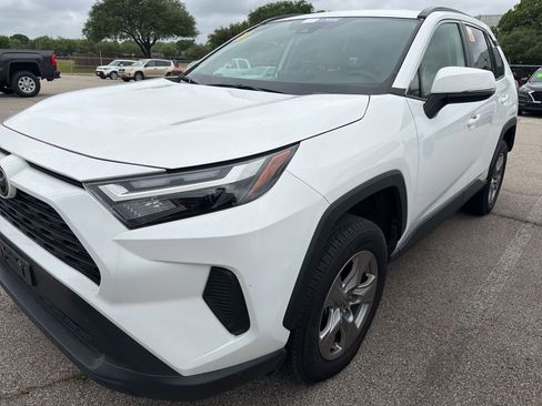 Used 2023 Toyota RAV4 XLE image 1